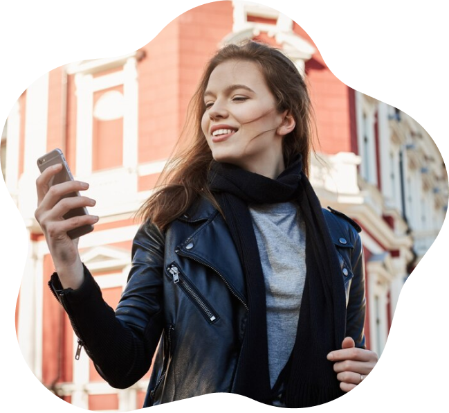 Traveler with phone